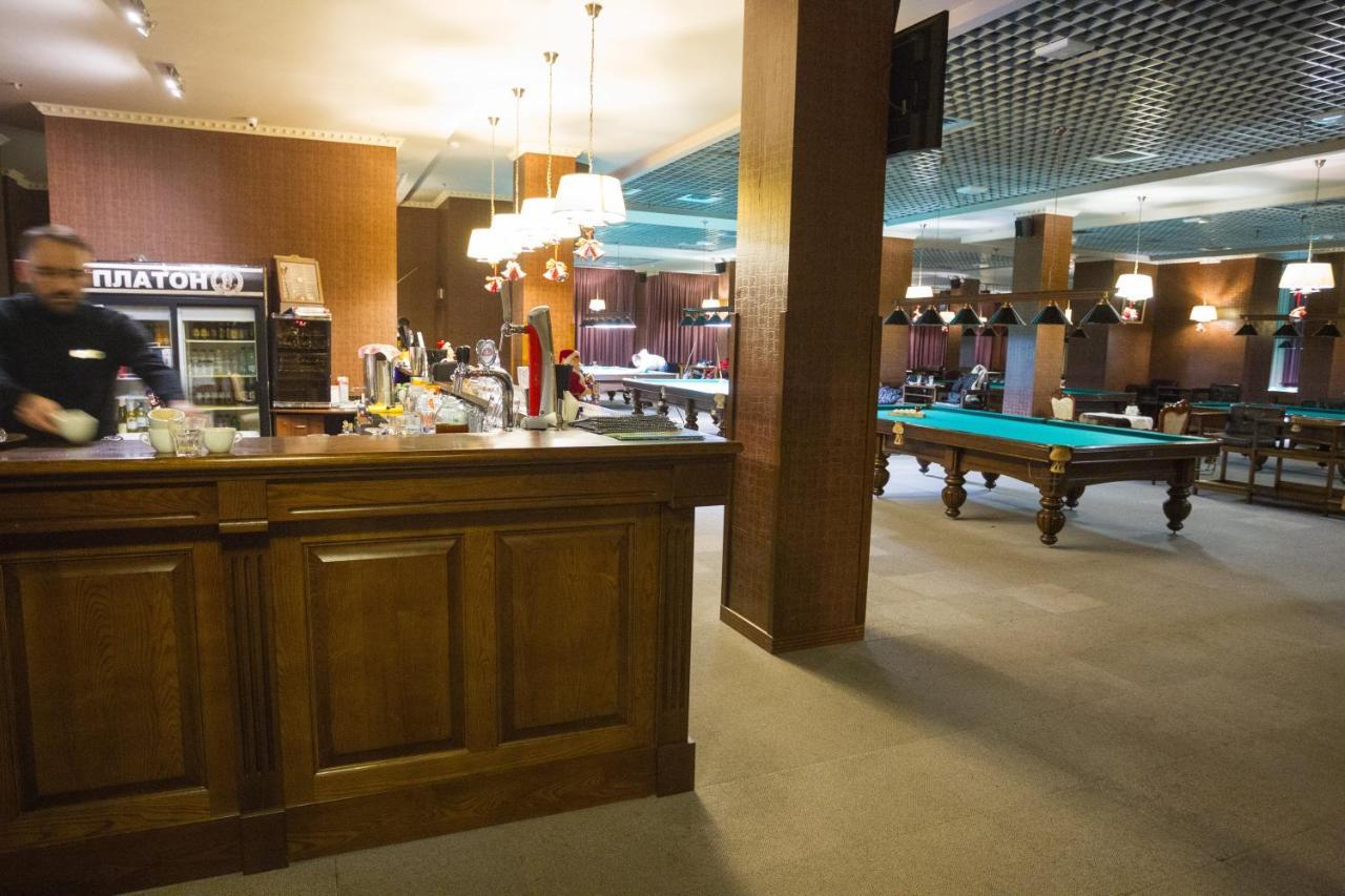 Navit Apartments With Breakfast, Near The Railway Station, The City Center And The Park Kijev Kültér fotó
